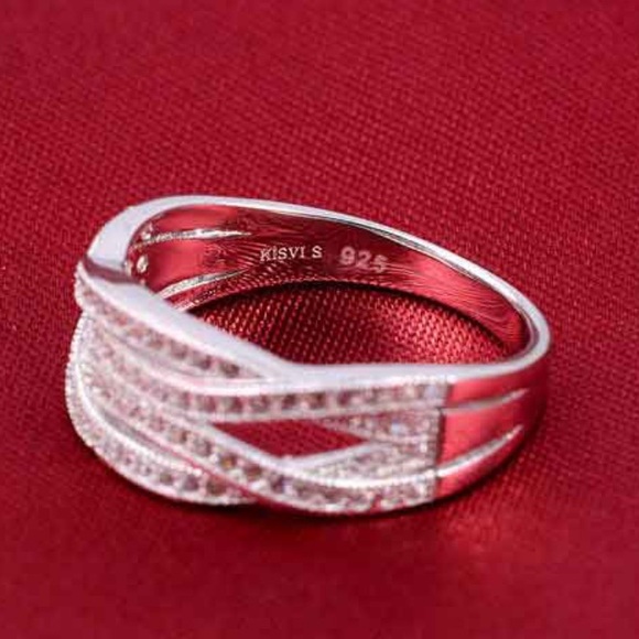 NEW ETERNITY 925 STERLING SILVER DIAMOND RING, CUTE RING, SHINY RING. - Picture 2 of 6